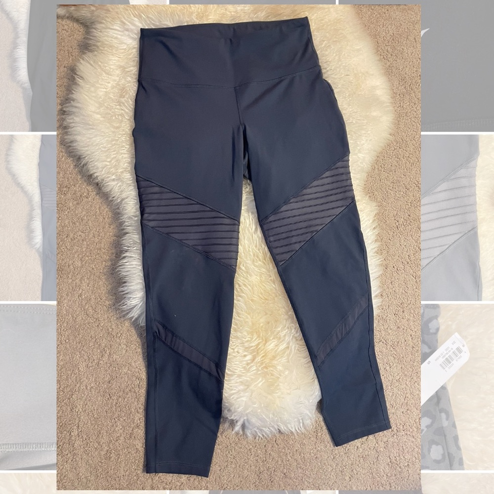 Gray Old Navy leggings, 7/8 size L